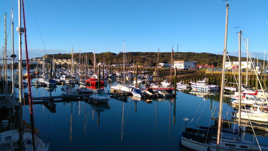 Newhaven House Bed and Breakfast Esterno foto