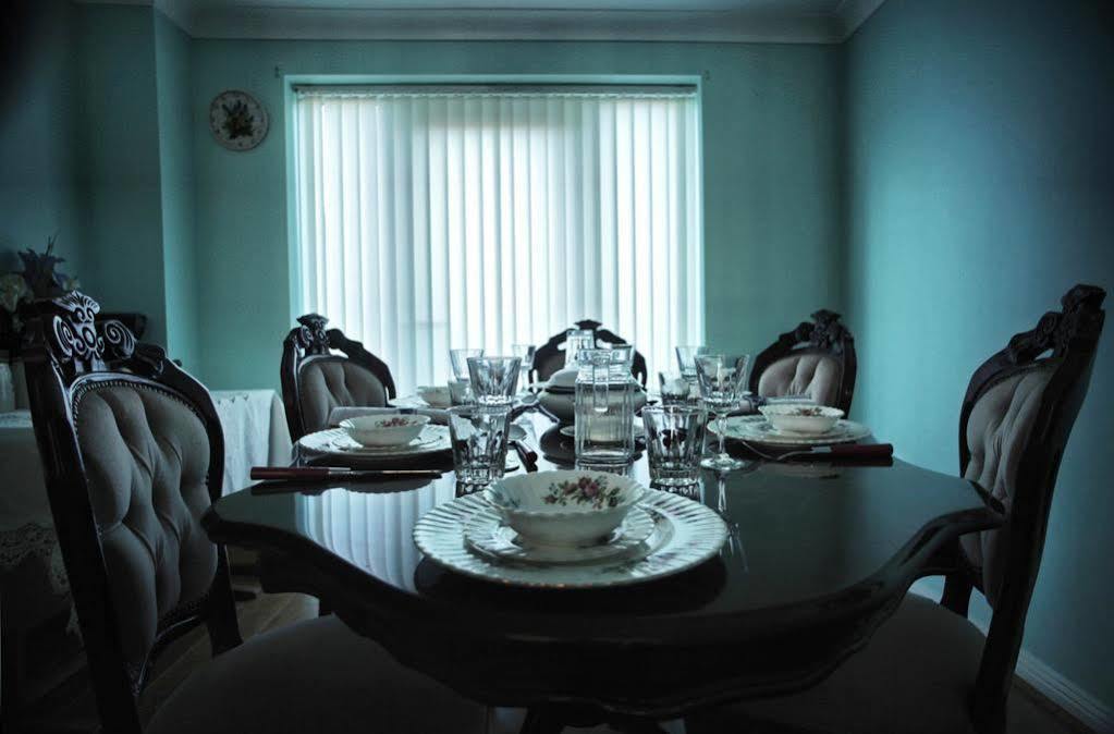 Newhaven House Bed and Breakfast Esterno foto